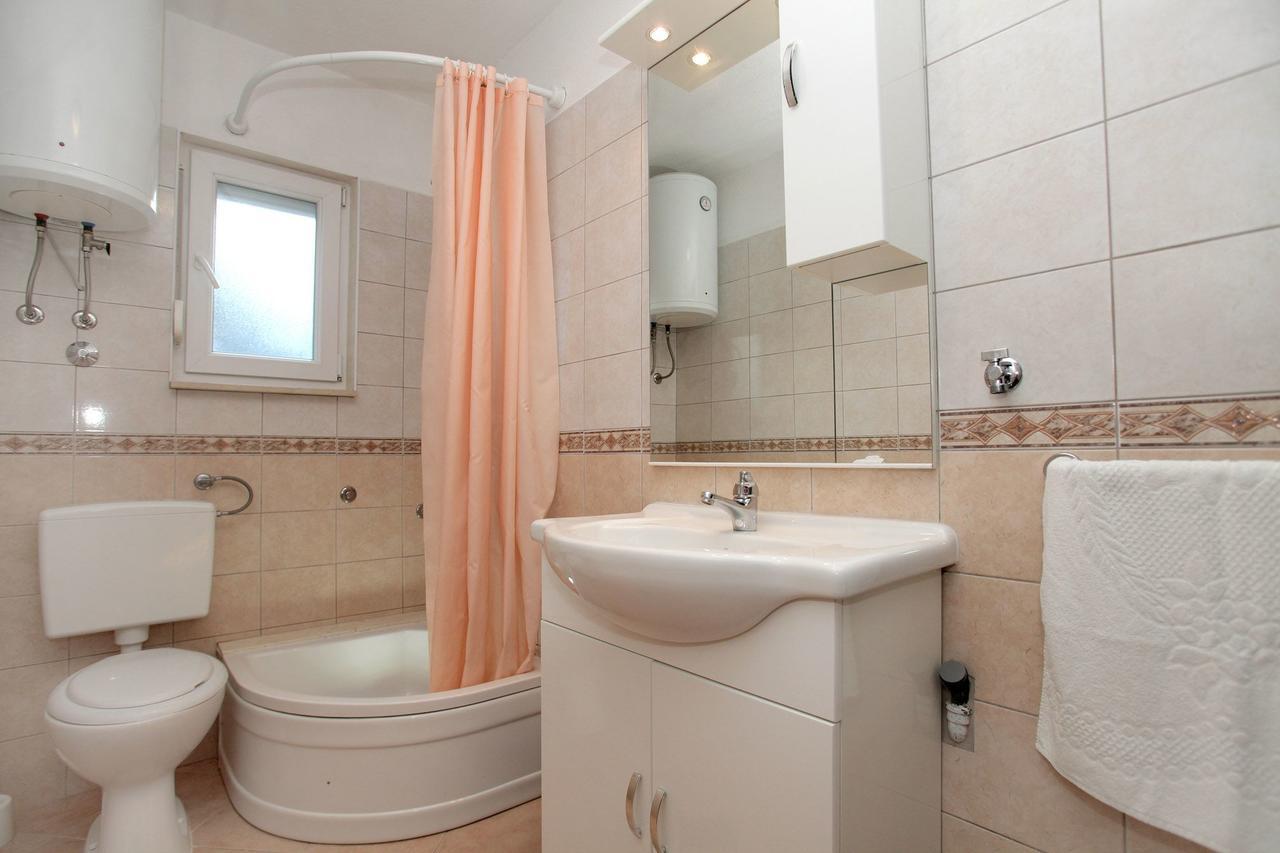 Apartments Iva Трогир Экстерьер фото